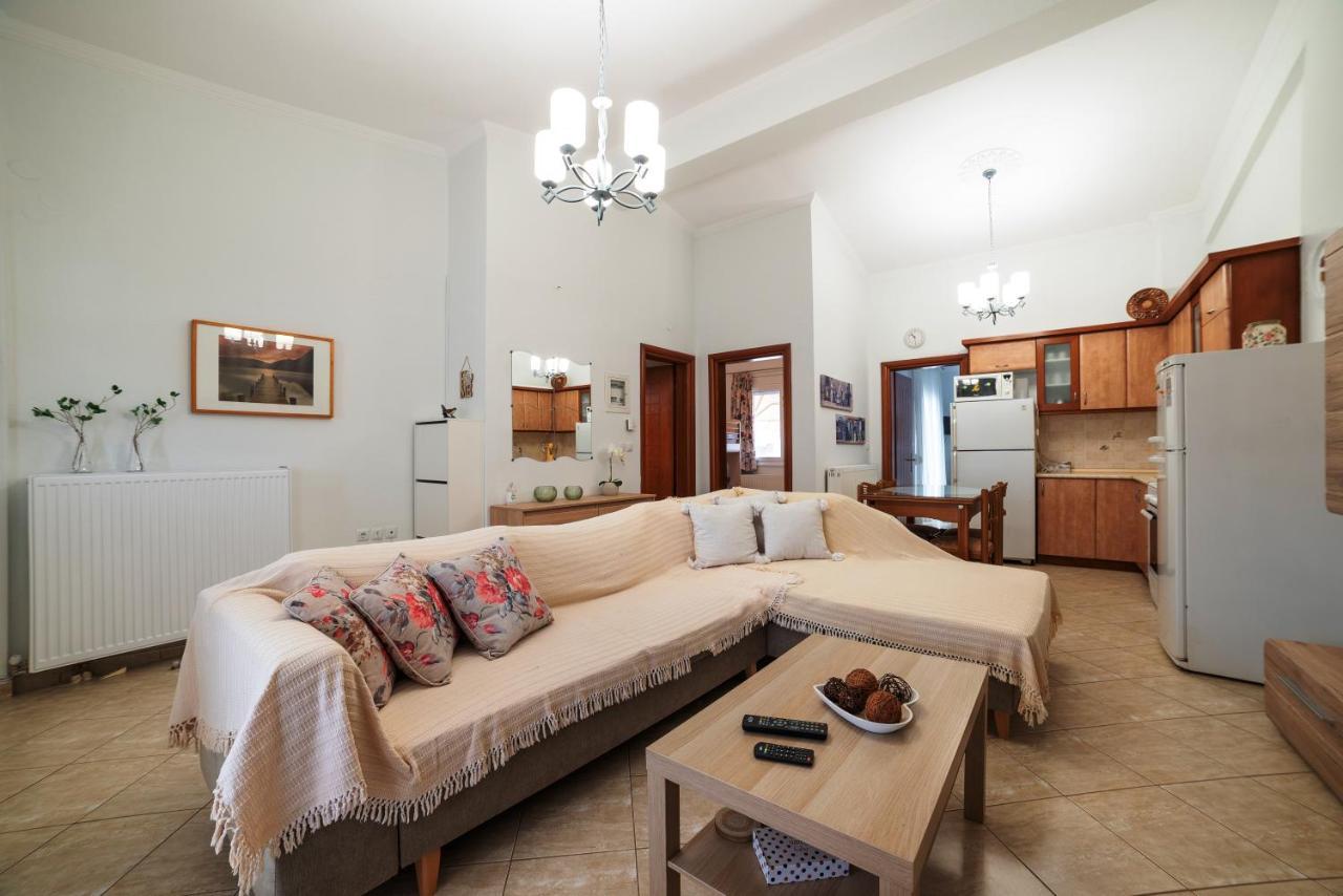 Porto Ofrynio Deluxe Golden Apartment Ofrinion